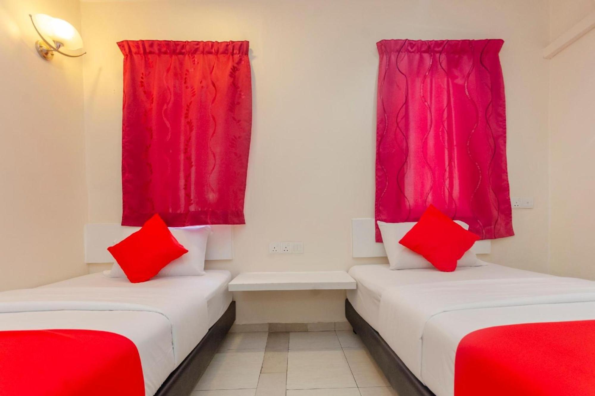 Skudai Hotel Экстерьер фото