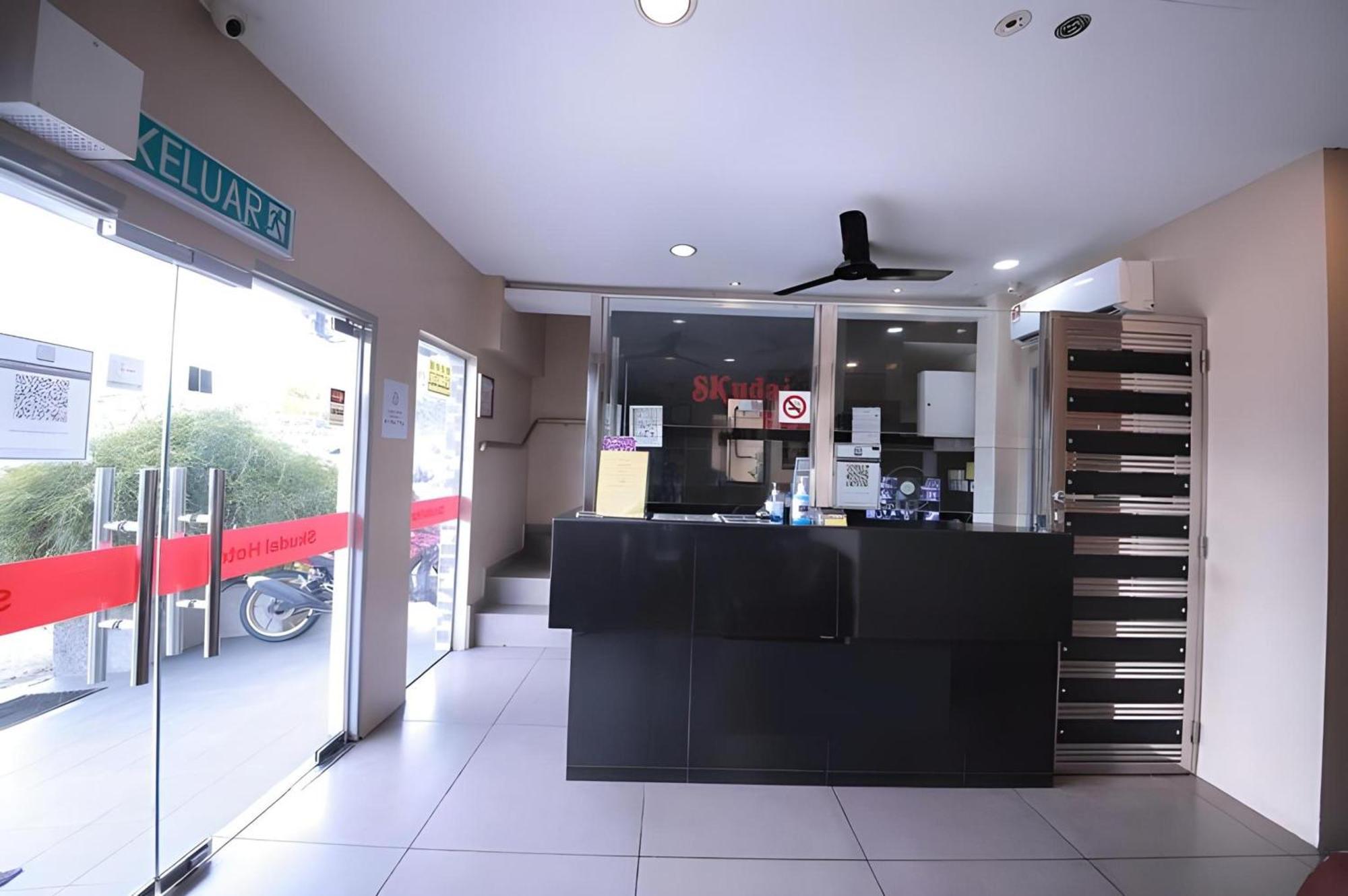 Skudai Hotel Экстерьер фото